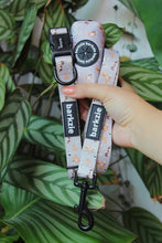 Load image into Gallery viewer, Collar Bundle 3 Accessories - Toronto