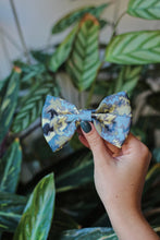 Load image into Gallery viewer, Bow Tie - Bangkok